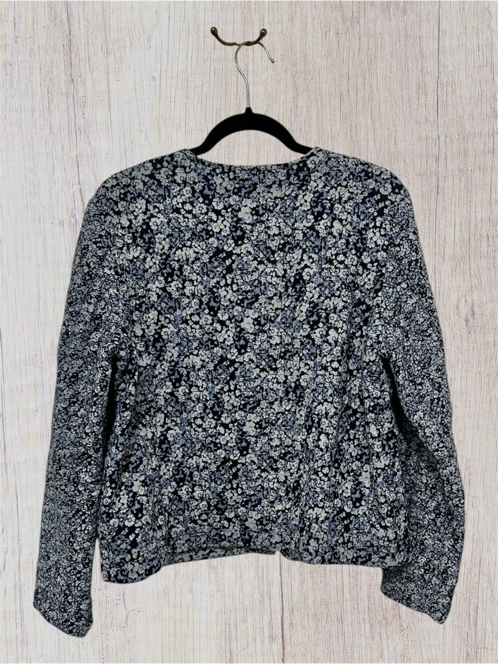 J.Jill Blue & White Floral Button-Up Cardigan Size M - Picture 4 of 7